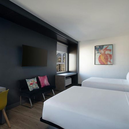 Hotel Aloft Sarasota Esterno foto