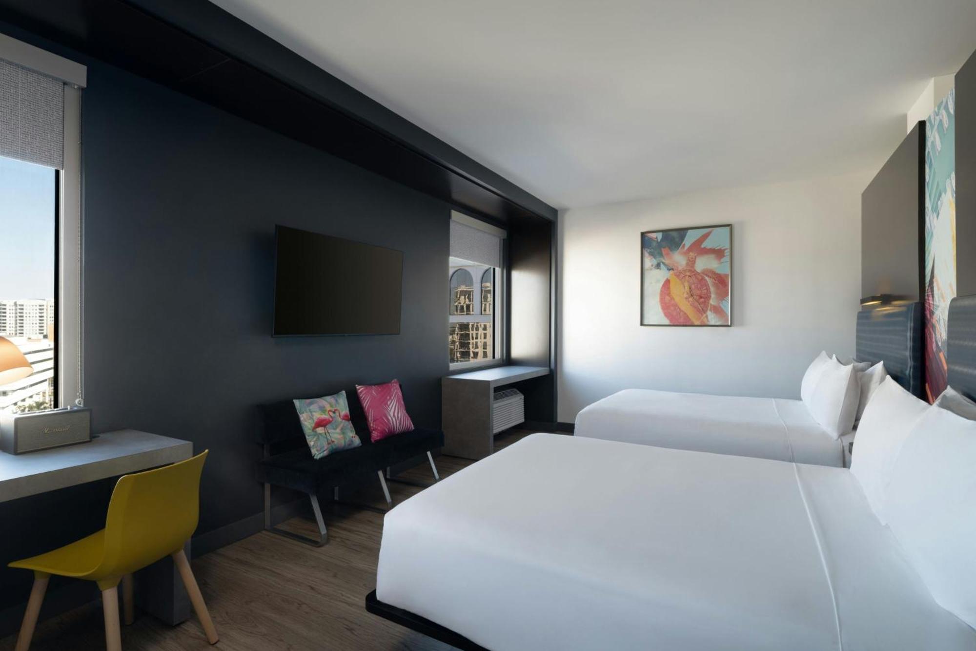 Hotel Aloft Sarasota Esterno foto